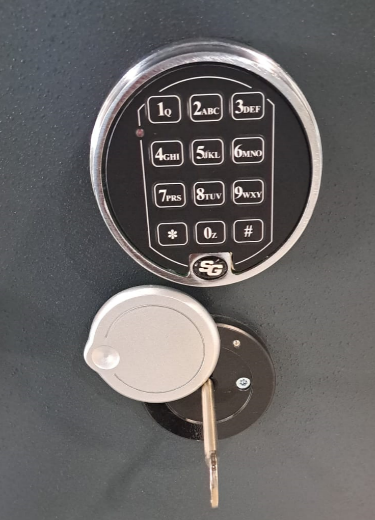 Chubbsafes DuoGuard 300 Grade I Burglary Protection Safe ( KEY Lock)